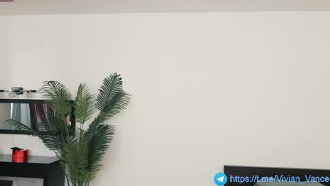 Snapshot of vivian_vance chatting on April 2026 10:27:01 AM Vivian Vance online show from April 2026 10:27:01 AM