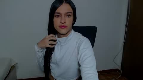 Snapshot of vivianalatin chatting on July 2026 11:45:02 AM instagram Viviana73215 online show from July 2026 11:45:02 AM