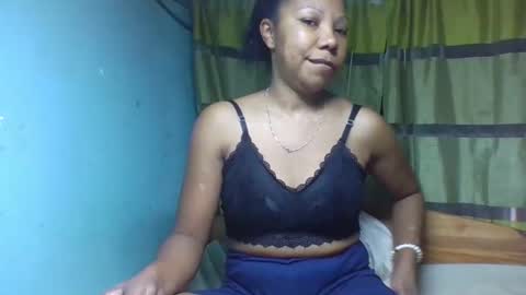 viviane0812 online show from December 2025 06:10:01 AM