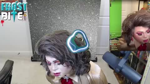 Snapshot of vivianfrost chatting on December 2024 08:02:01 AM VivianFrosty online show from December 2024 08:02:01 AM