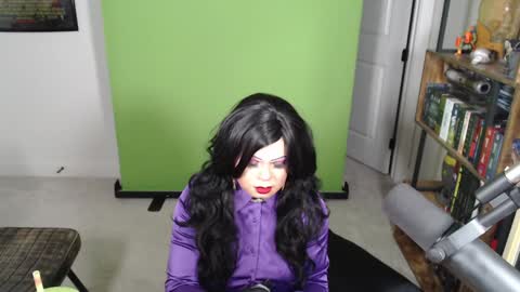 Snapshot of vivianfrost chatting on January 2025 11:04:02 AM VivianFrosty online show from January 2025 11:04:02 AM