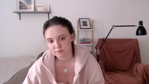 Snapshot of vivianmarble chatting on July 2026 11:25:01 AM Lela online show from July 2026 11:25:01 AM