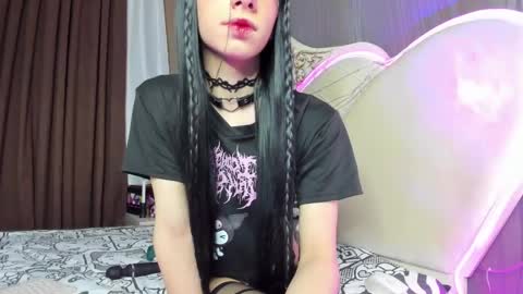 Vivian online show from February 2025 03:10:02 AM