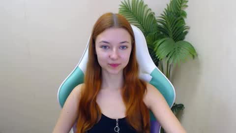 Vivien online show from January 2025 06:34:02 PM