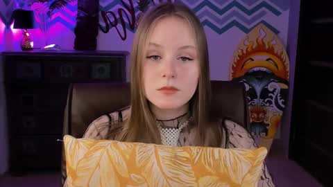 Vivien online show from March 2025 09:10:02 AM