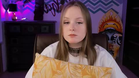 Vivien online show from March 2025 12:11:02 PM