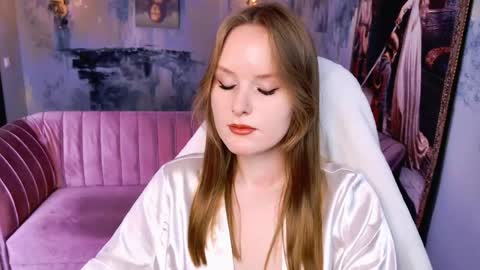 Snapshot of vivienleeigh chatting on May 2026 06:30:01 AM Vivien online show from May 2026 06:30:01 AM