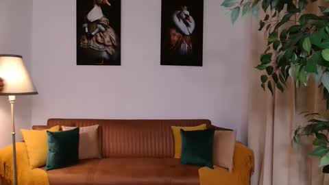 Vivienne online show from February 2026 04:59:01 PM