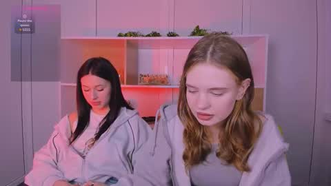 vivy_star online show from October 2025 07:26:01 PM