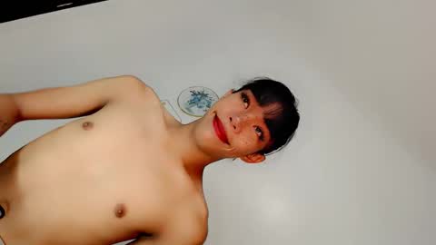 Snapshot of vixen_foxx chatting on March 2026 06:26:01 AM vixen online show from March 2026 06:26:01 AM