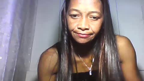 Snapshot of vixen_lina chatting on July 2026 07:46:01 PM vixen_lina online show from July 2026 07:46:01 PM