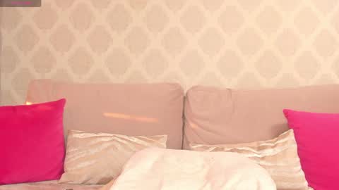 VLADAX555 online show from April 2026 03:45:02 AM