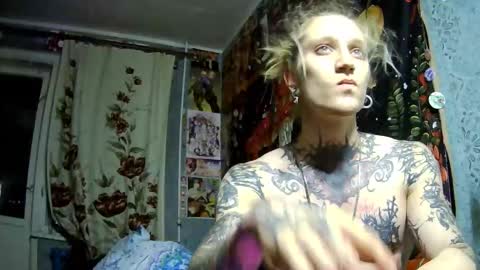 Elf online show from October 2025 04:08:02 PM