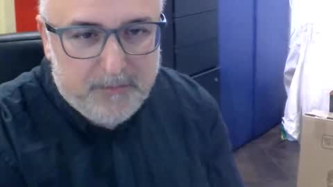 Snapshot of volpi72 chatting on April 2026 12:31:01 PM volpi72 online show from April 2026 12:31:01 PM