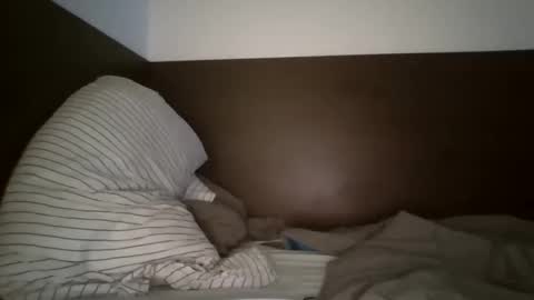 Lukas online show from April 2026 09:34:01 PM