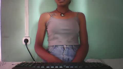 Snapshot of vounialdy chatting on January 2025 05:30:01 AM vounialdy online show from January 2025 05:30:01 AM