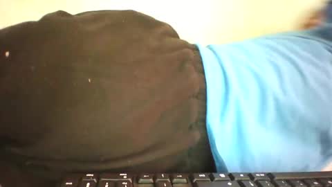 Snapshot of vounialdy chatting on March 2025 10:52:01 AM vounialdy online show from March 2025 10:52:01 AM