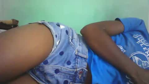 Snapshot of vounialdy chatting on March 2025 05:38:02 PM vounialdy online show from March 2025 05:38:02 PM