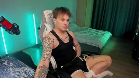 vova online show from February 2026 09:57:02 PM