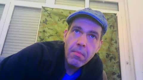 voyeuredeluxe online show from January 2026 06:08:01 AM