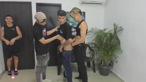 voyeurism_guys online show from September 2025 11:05:02 PM