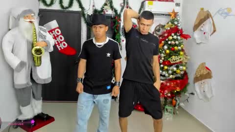 voyeurism_guys online show from December 2025 11:00:01 PM