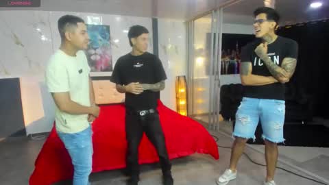 voyeurism_guys online show from March 2026 11:32:01 PM