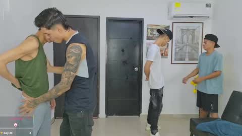 voyeurism_guys online show from May 2026 11:02:02 PM