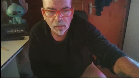 Snapshot of vuda77 chatting on October 2025 05:50:01 AM oscar online show from October 2025 05:50:01 AM