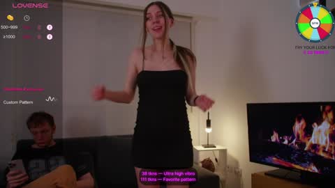 Eva and Franklin online show from December 2024 06:53:01 PM