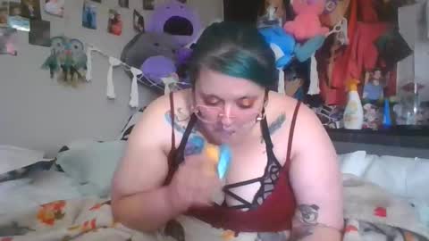 Snapshot of vyxenvoid chatting on June 2026 02:23:02 AM Vyx online show from June 2026 02:23:02 AM