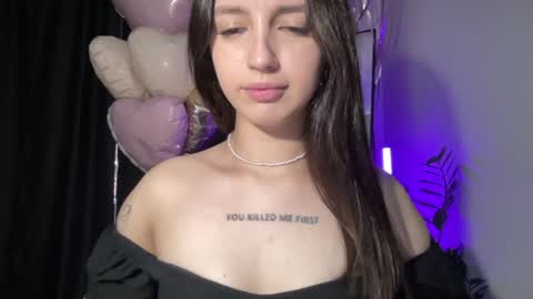 Alice  Before pvt write to me in PM  online show from January 2025 05:11:01 PM