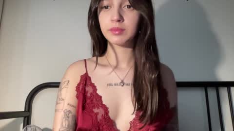 Alice  Before pvt write to me in PM  online show from February 2025 12:29:01 AM