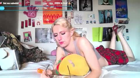 marz online show from March 2026 09:32:02 PM