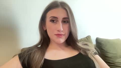 walkiria19 online show from April 2026 03:27:02 PM