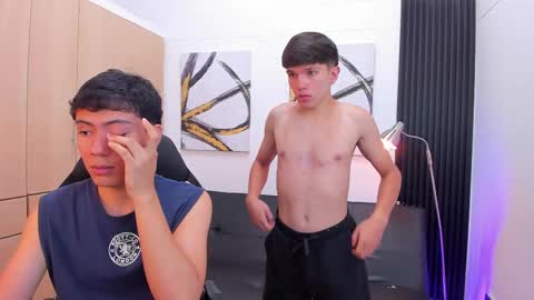 Hi  I am Venus kloy Thiago online show from September 2025 03:10:01 AM