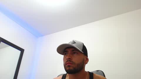 Snapshot of walter_brownn01 chatting on January 2025 07:04:01 PM WALTER BROWN  online show from January 2025 07:04:01 PM