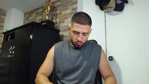 WALTER BROWN  online show from December 2025 02:11:01 PM