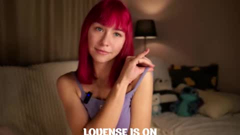 Betti online show from September 2025 10:42:01 AM