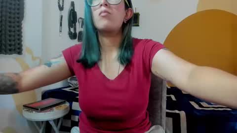 Snapshot of waningrosee chatting on January 2025 05:53:01 PM Waningrose  Lu online show from January 2025 05:53:01 PM