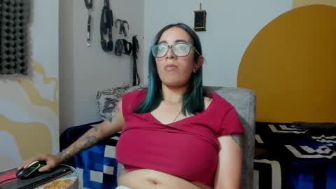 Snapshot of waningrosee chatting on January 2025 09:23:02 PM Waningrose  Lu online show from January 2025 09:23:02 PM