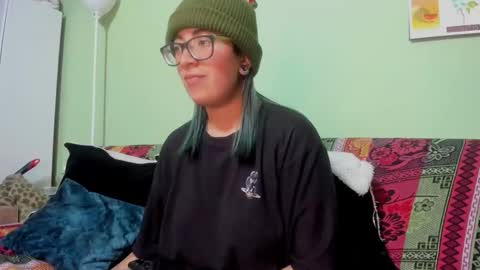 Snapshot of waningrosee chatting on February 2025 03:40:01 PM Waningrose  Lu online show from February 2025 03:40:01 PM