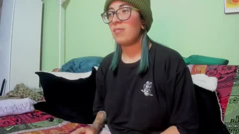 Snapshot of waningrosee chatting on February 2025 06:44:01 PM Waningrose  Lu online show from February 2025 06:44:01 PM