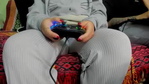 Snapshot of waningrosee chatting on February 2025 02:35:01 AM Waningrose  Lu online show from February 2025 02:35:01 AM