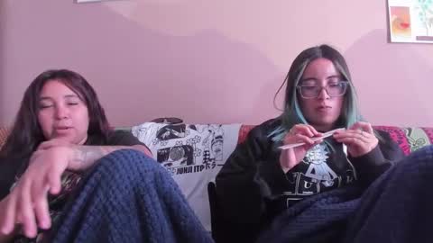 Snapshot of waningrosee chatting on September 2025 09:37:01 PM Waningrose  Lu online show from September 2025 09:37:01 PM