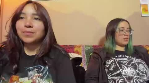 Snapshot of waningrosee chatting on September 2025 02:44:02 AM Waningrose  Lu online show from September 2025 02:44:02 AM