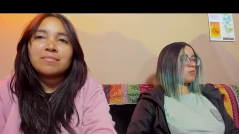 Snapshot of waningrosee chatting on September 2025 09:40:02 PM Waningrose  Lu online show from September 2025 09:40:02 PM