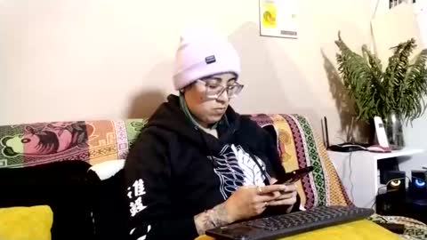 Snapshot of waningrosee chatting on September 2025 10:26:02 PM Waningrose  Lu online show from September 2025 10:26:02 PM