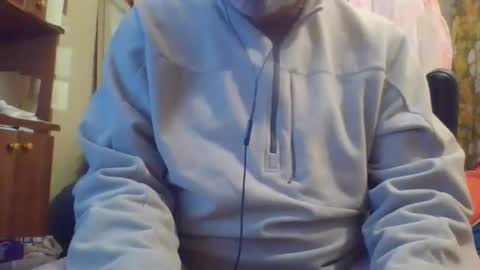 Tibo Love online show from September 2025 08:14:01 PM