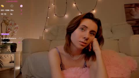 Snapshot of wanna_breed chatting on January 2026 03:14:01 PM Kate online show from January 2026 03:14:01 PM